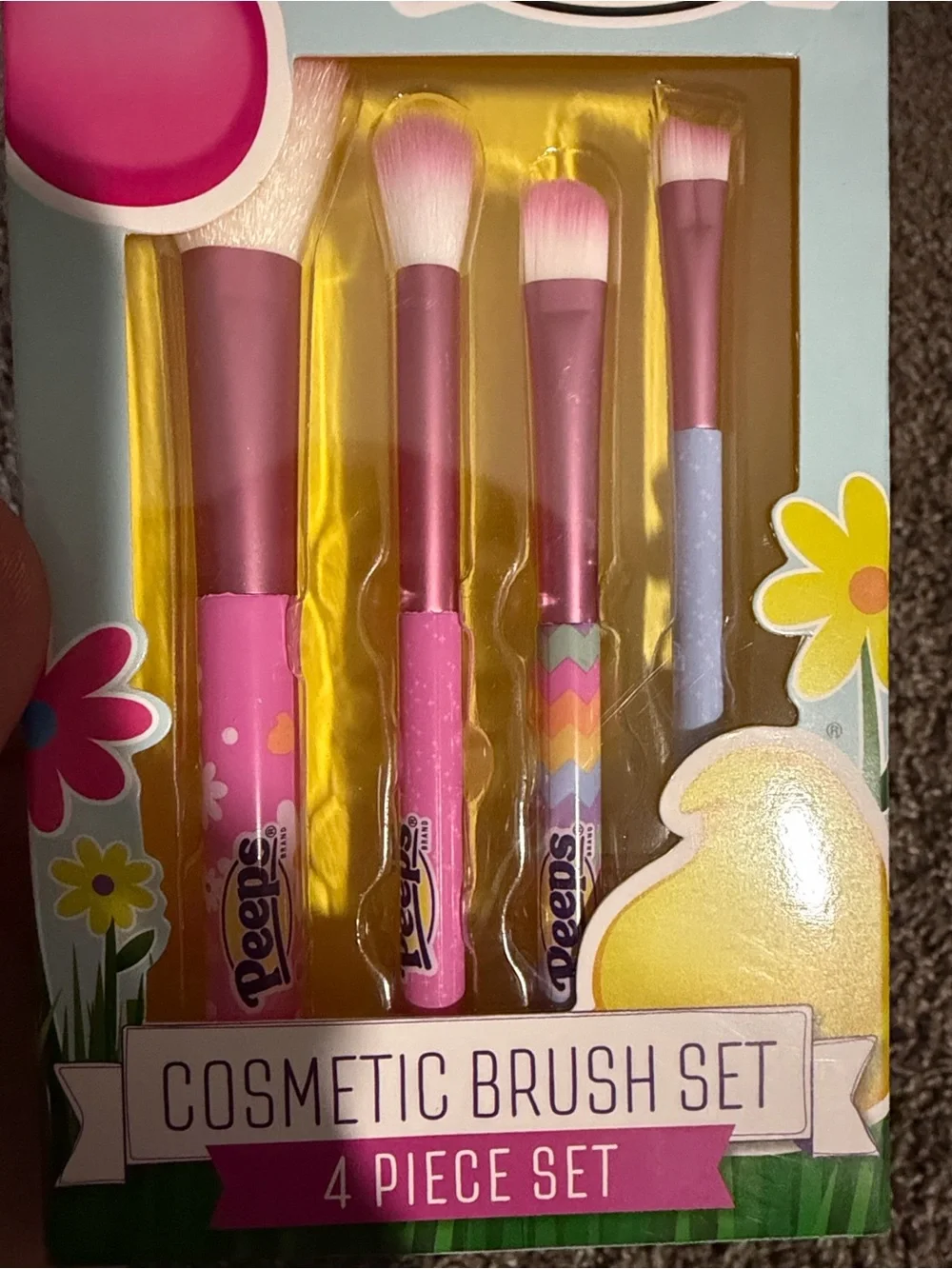 Peeps piece cosmetic